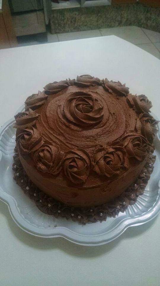 Bolo Baunilha Buttercream Chocolate