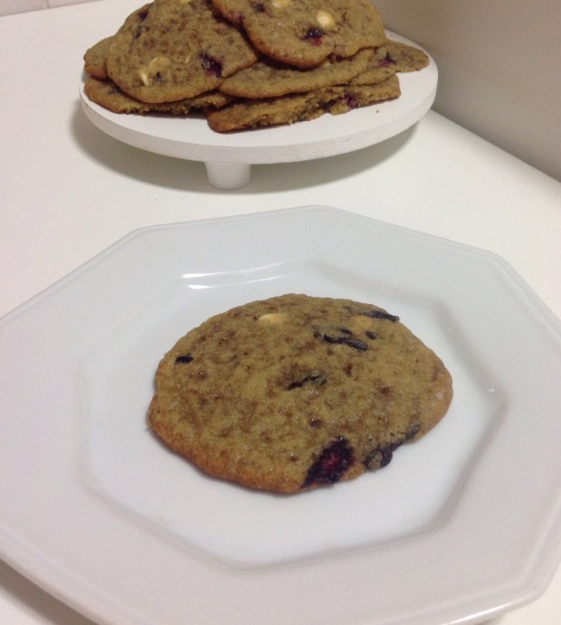 Cookies Chocolate Branco e Blueberry