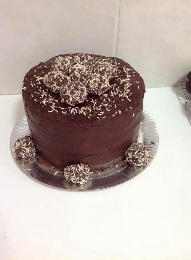 Bolo Chocolate Brigadeiro Leite Ninho Ganache