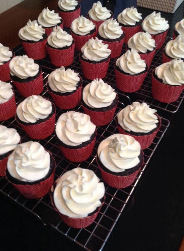 Cupcake Minnie Chocolate Chantininho