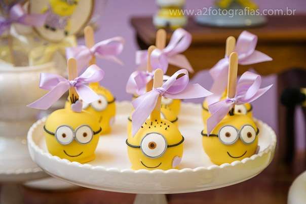 Confeitaria Minion Bolo Cupcake Cake Pop