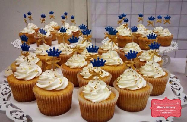 Cupcake de Baunilha Mousse de Leite Ninho Chantinho