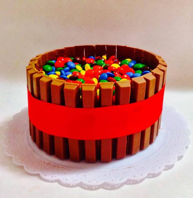 Bolo Kit Kat: Mousse de Chocolate